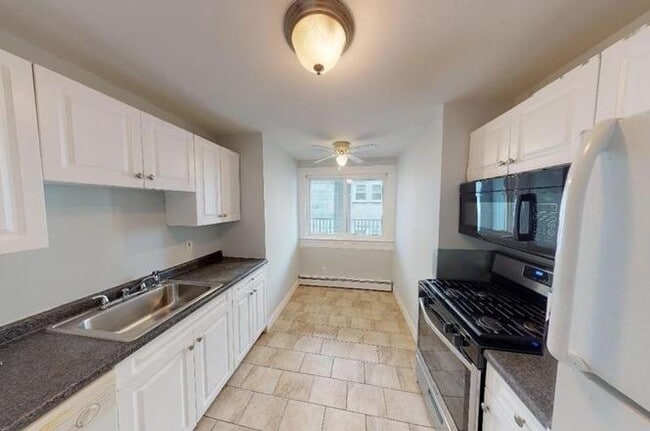 Photo - 121 Johnson St Unidad 2L