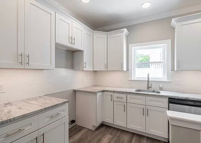 Photo - 1254 N Burns St