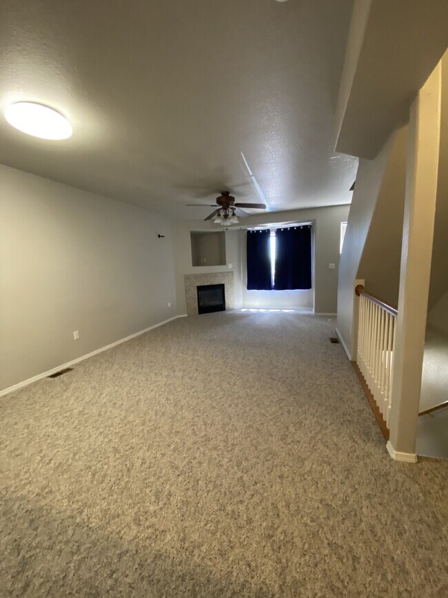 Photo - 3 bedroom townhouse westside - Mesa Valley