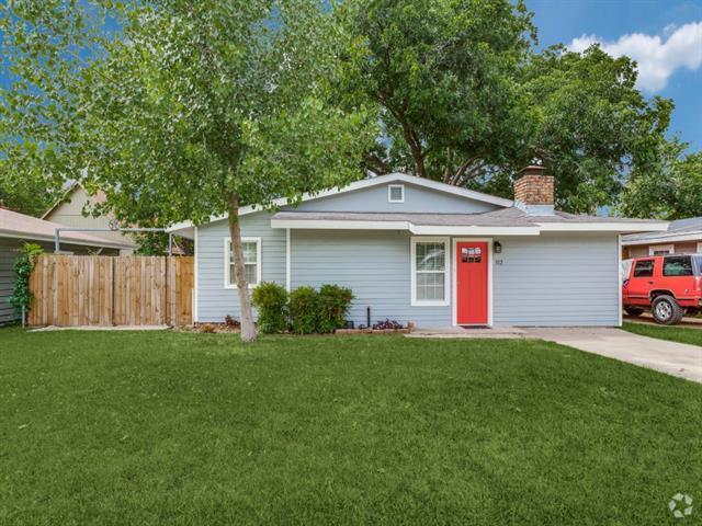 Building Photo - 512 Bluebonnet Dr Rental