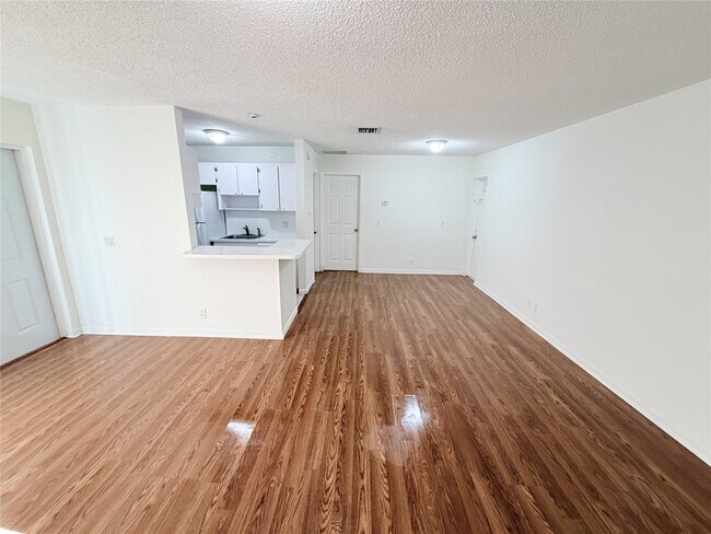 Photo - 34 Crossings Cir Unidad D