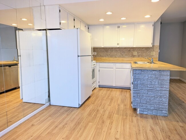 Photo - 2133 N Ginger Creek Cir