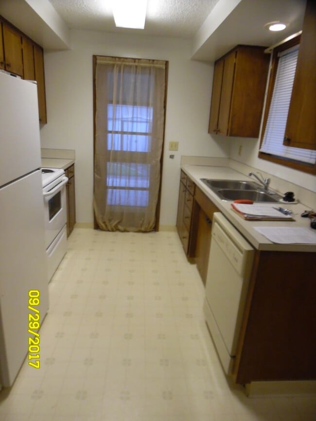 Photo - 1910 NW Birch St Unidad 245