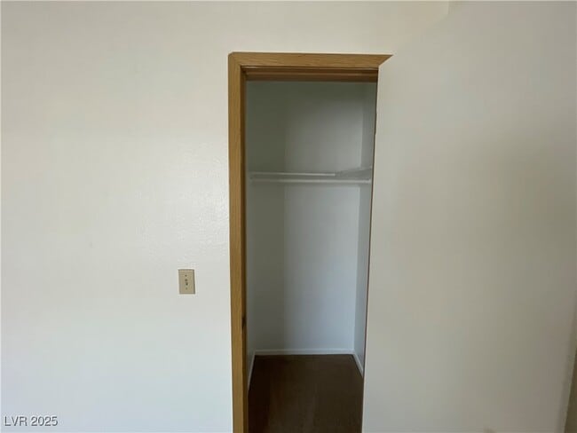 Building Photo - 4300 N Lamont St Unit 209 Rental