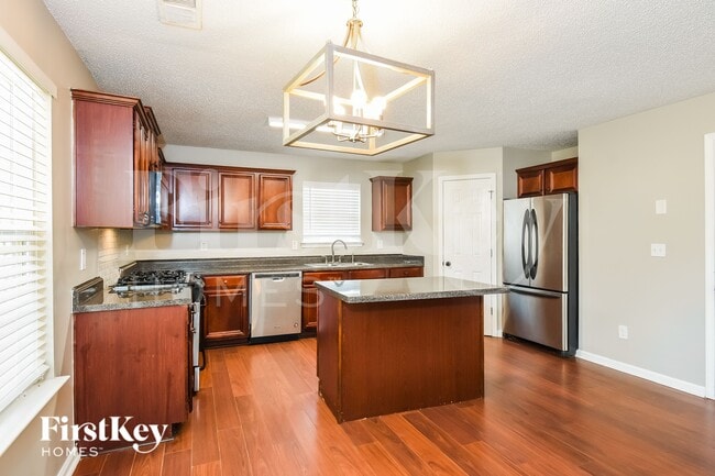 Photo - 169 Freedom Dr