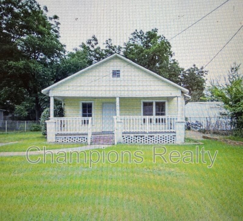 Photo - 5614 Lorenzo Rd