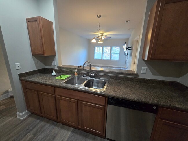 Photo - 20 Foxden Dr Unit FOXDEN DRIVE