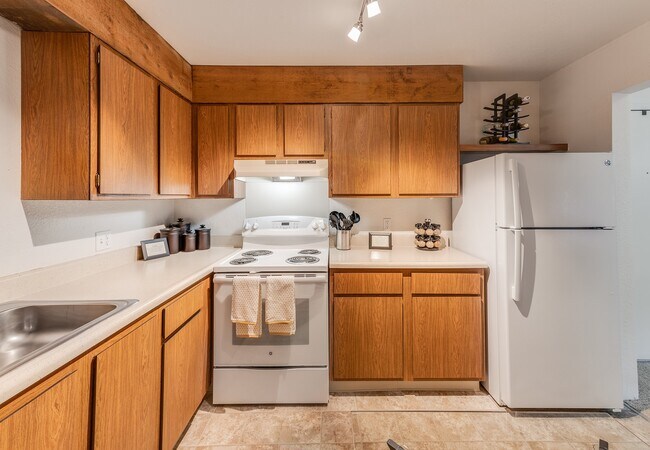 Willow Creek Apartments