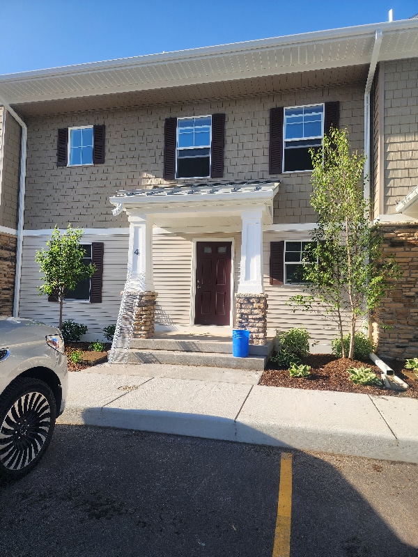 Building Photo - 1542 Simsbury St Rental