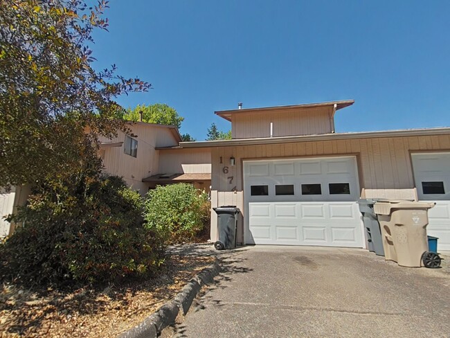 3 Bedroom Townhouse ~ Close to Corvallis C... - 3 Bedroom Townhouse ~ Close to Corvallis C...