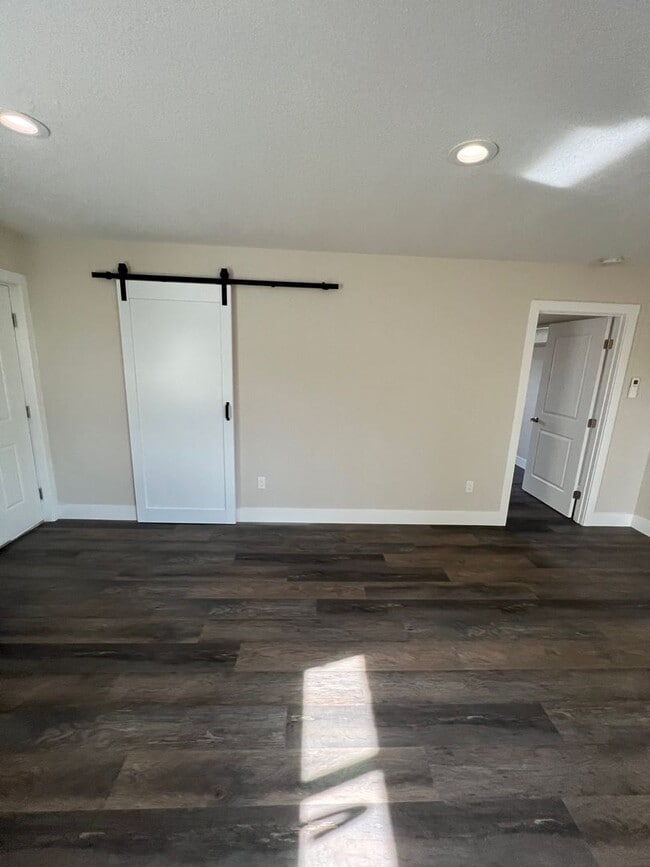 Photo - NEW BUILD! Beautifully designed mini home ...