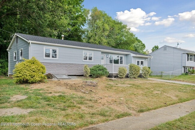 Photo - 501 Bloomfield Dr