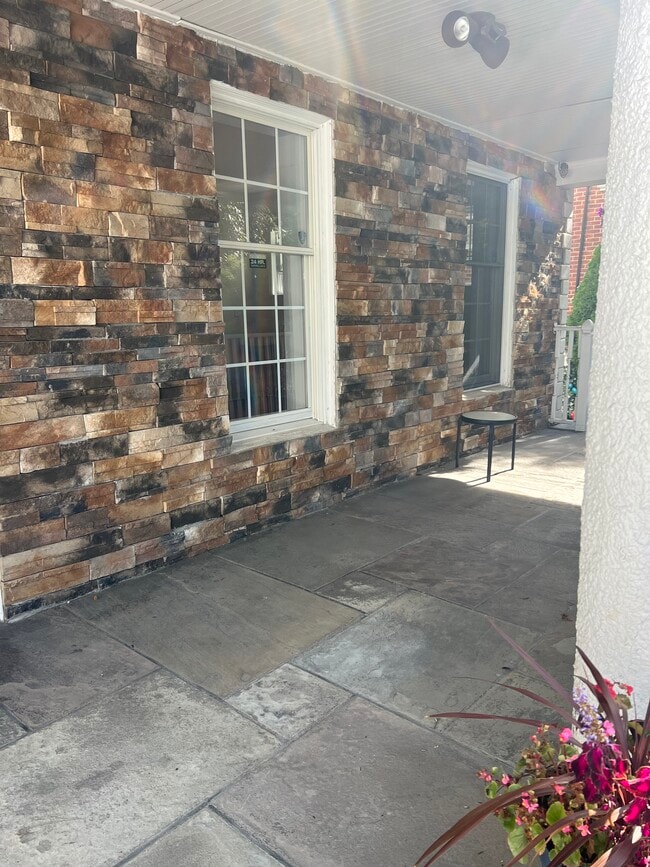 167 Harrison Ave Unit 1