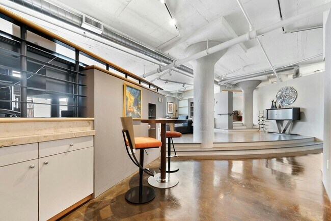 Photo - 1314 NW Irving St Unit 608