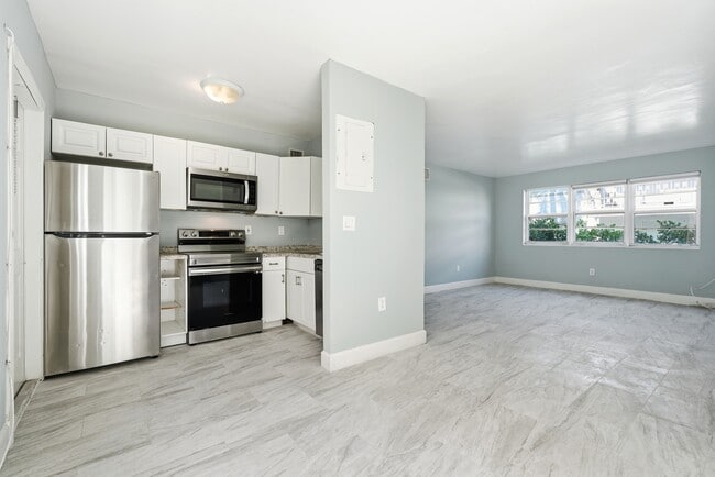 Photo - 7530 Dickens Ave Unit # 2