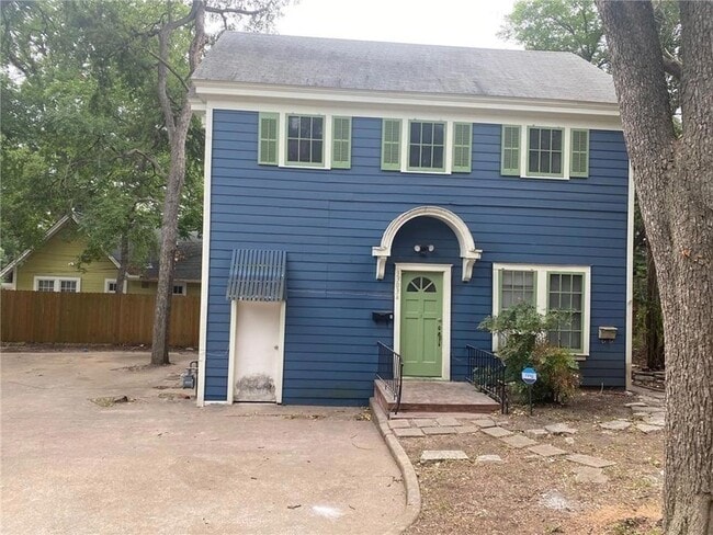 Building Photo - 3303 Duval St Unit A