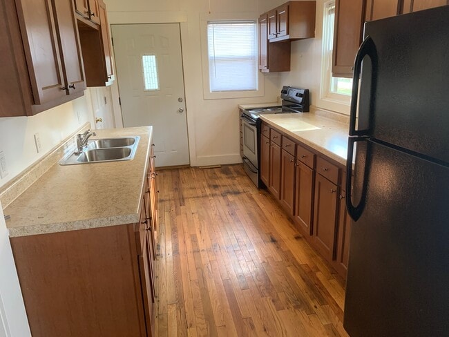 Photo - 3315 Valley Dr