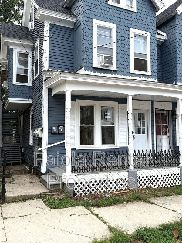 Building Photo - 315 E Pine St. Unit 1st Floor