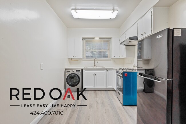 Photo - 2437 S Centinela Ave Unidad 3