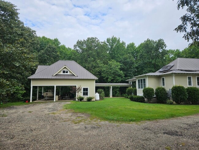 Photo - 1290 Tivoli Rd