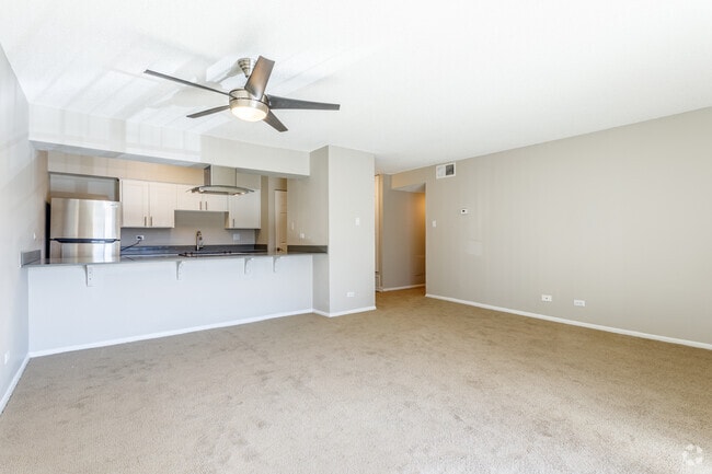 2HAB, 1.5BA - 950 ft² - Falcon Run