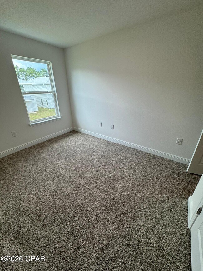 Photo - 147 Ellery Ln