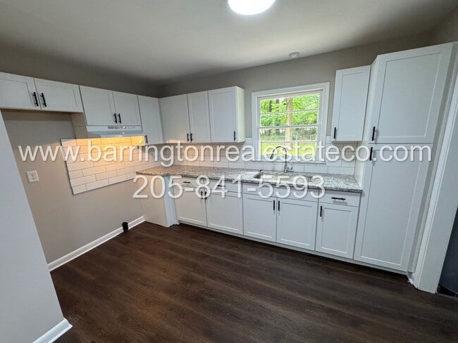 Photo - 1720 2nd St NE