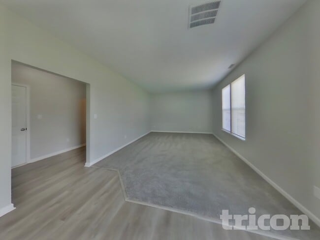 Photo - 2345 Cedarmill Dr