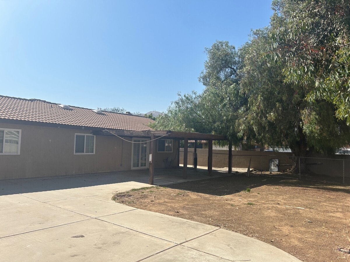 Photo - 12540 Shadybend Dr