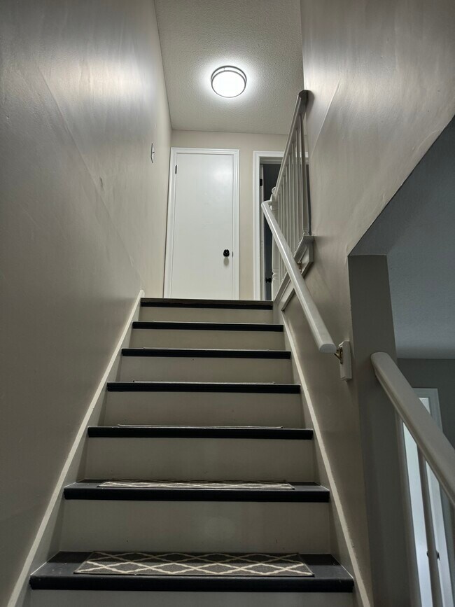 92 Brandywine Ln Condo Unit 92 Condo for Rent in Suffield, CT