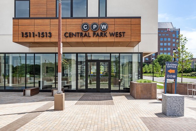 Central Park West Apartments For Rent in Saint Louis Park