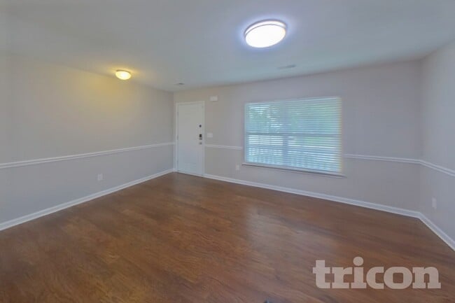 Photo - 208 Willow Grv Wy