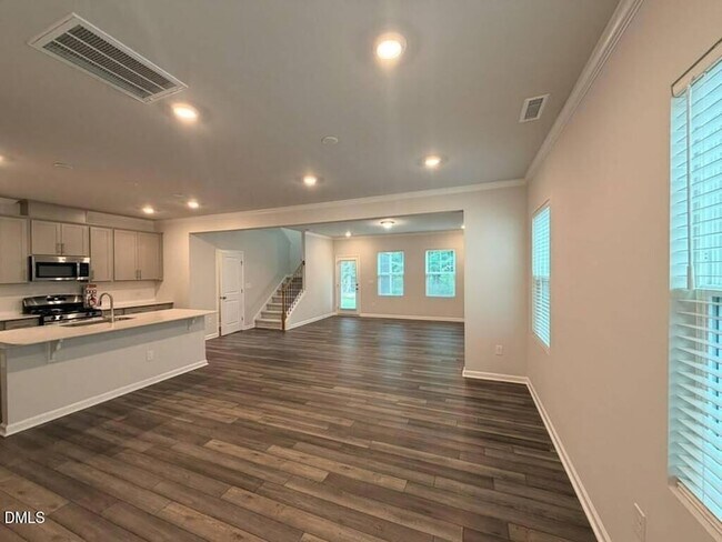 Photo - 319 Aster Bloom Ln