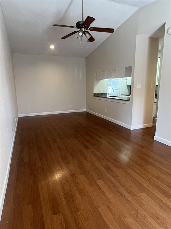 Photo - 706 W 24th St Unit 305