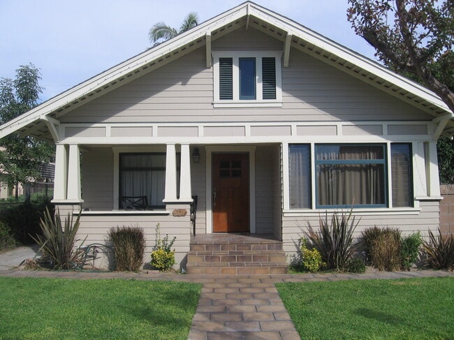 Building Photo - 6230 Milton Ave Unit House