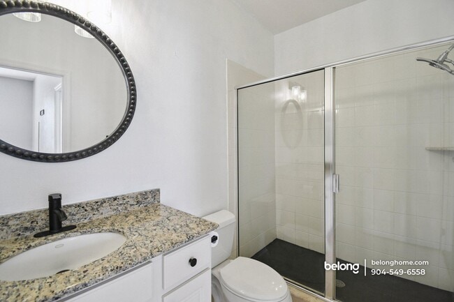 Photo - 531 Hedgewood Dr