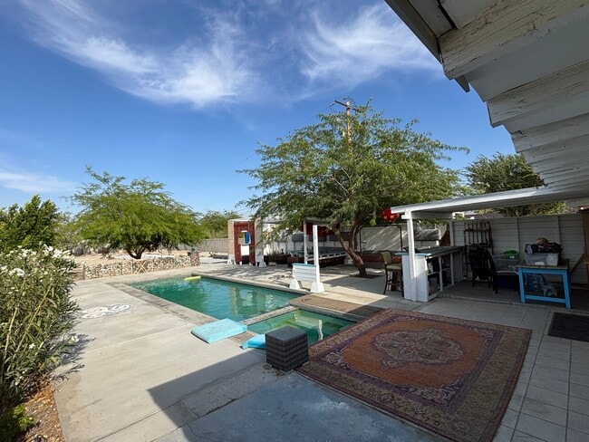 Building Photo - 30312 San Luis Rey Dr Rental