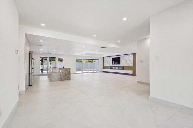 Photo - 17309 Davenport Rd