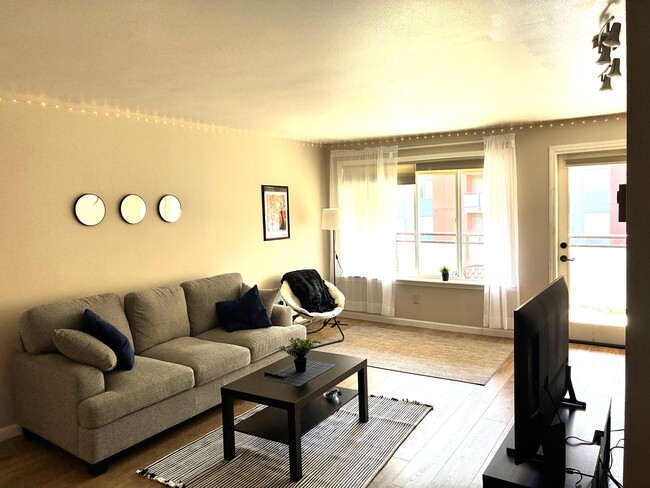 Photo - 7001 Sand Point Way NE Unit A0001