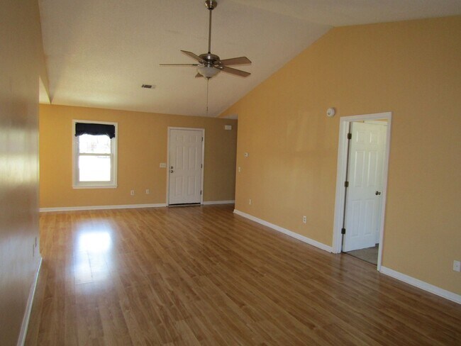 Photo - 1201 Desert Storm Dr