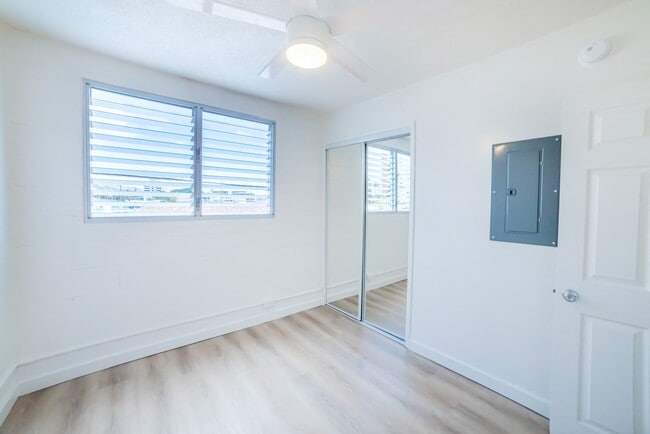 2612 Kapiolani