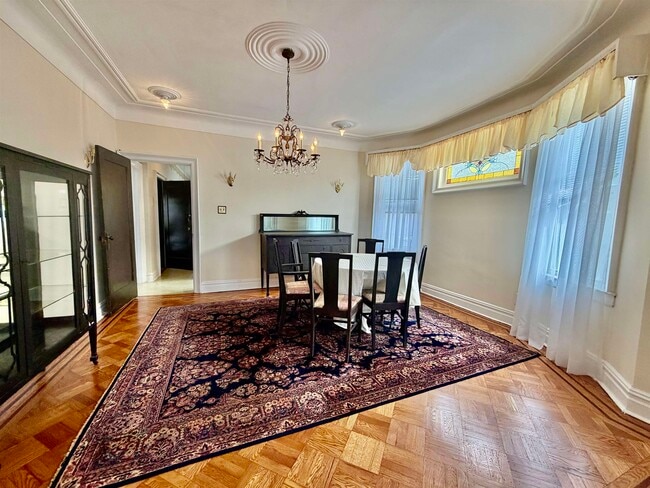 336 Avenue C