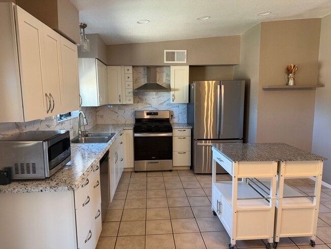 Photo - 3 bedroom 2 bath Next to PDS Elementary Sc...