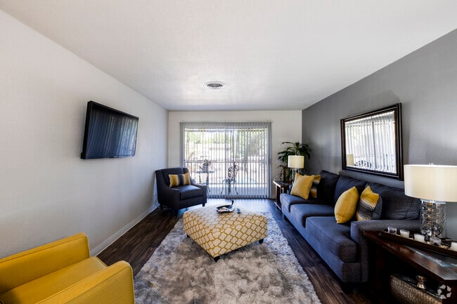 Interior Photo - Oasis at Scottsdale Rental