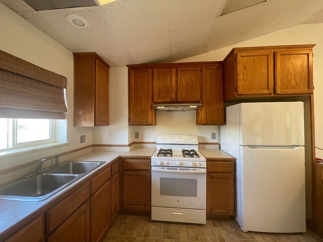 Photo - 5953 S Broadway St Unit 5953 S. Broadway #C [PRM: Marlene]