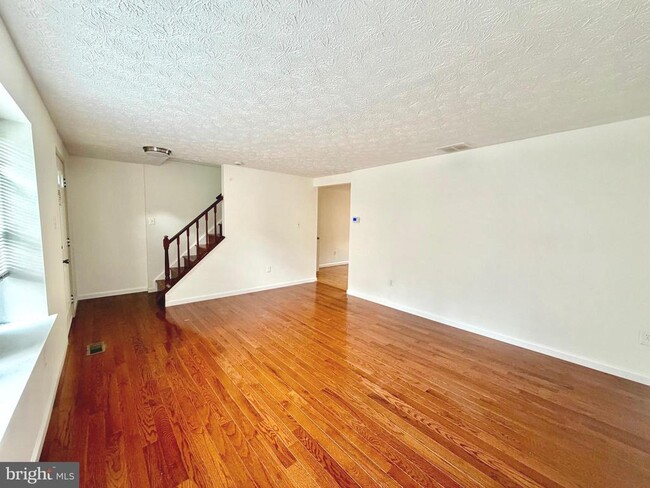 1234 Elm Grove Cir