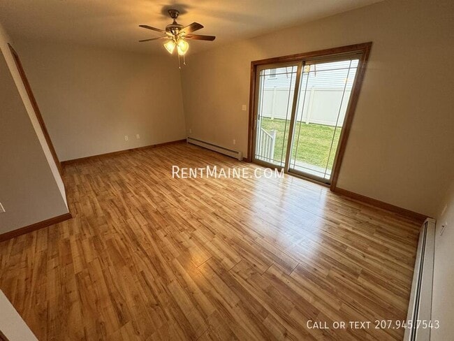 Photo - 208 Western Ave Unidad 8