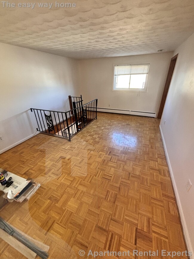 Photo - 98 Edward St ##Front Front