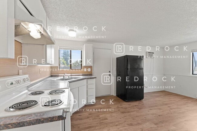 Photo - 2904 N Stone St