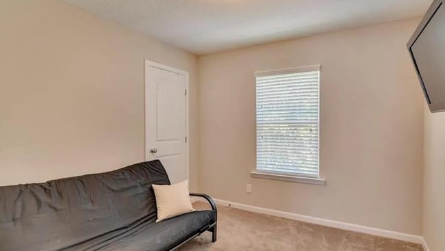 Photo - 1283 Windrow Dr